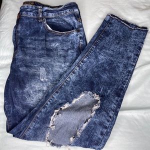 DENIM JEANS